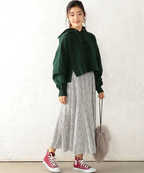 Cheek（チーク）の「《WEB限定》小花柄フレアスカート（スカート・レディース・ホワイト/ブラック/レッド/マスタード・MEDIUM）」の14枚目の写真