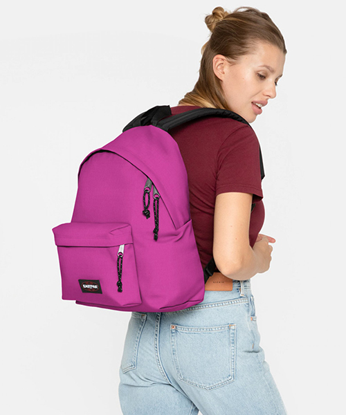EASTPAK(イーストパック )の「PADDED PAK'R SEASONAL COLORS デイパック(バックパック/リュック)」|ピンク