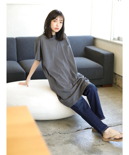 CRAFT STANDARD BOUTIQUE(クラフトスタンダードブティック)の「OE天竺クルーネック半袖カットワンピース●(ワンピース・レディース・チャコールグレー/ブルー/グリーン/ホワイト系その他/マスタード・M/L)」の2枚目の写真