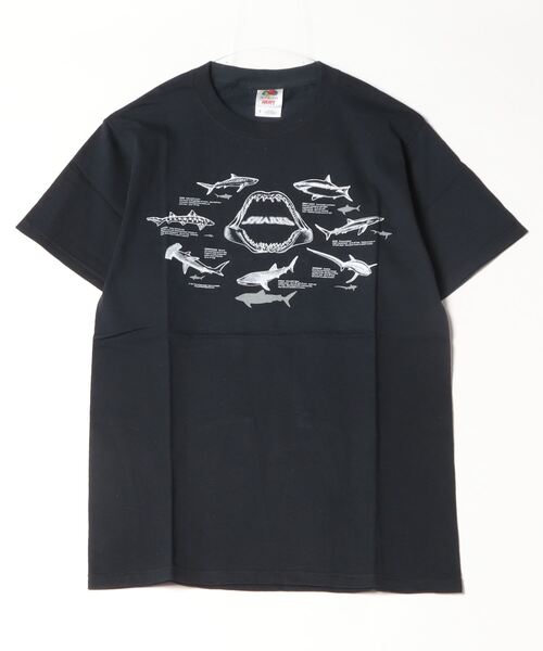 PARKS TOKYO SELECT（パークストウキョウセレクト）の「（UN）プリント Tシャツ（Tシャツ/カットソー・メンズ・ブラック/ネイビー/カーキ・SMALL/MEDIUM）」の2枚目の写真
