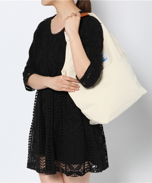 CIAOPANIC(チャオパニック)の「【Ciaopanic】 キャンバス2WAYショルダー(ショルダーバッグ・レディース・ホワイト/ネイビー/ブラック・FREE)」の8枚目の写真