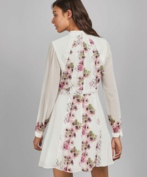 【TED BAKER】So Cute！Marah ボディコン お花柄 ドレス Amy Robach 着用】Ted Baker テッドベイカー Carvir 花柄ドレス