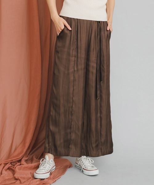 Bou Jeloud（ブージュルード）の「ベルトツキサテントリムパンツ（その他パンツ・レディース・パープル/ブラウン・38）」の2枚目の写真