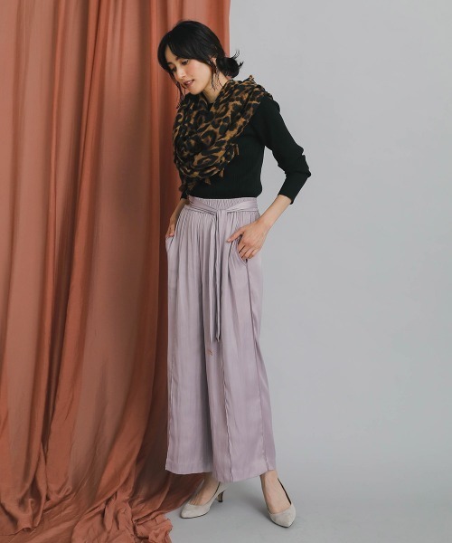 Bou Jeloud（ブージュルード）の「ベルトツキサテントリムパンツ（その他パンツ・レディース・パープル/ブラウン・38）」の5枚目の写真