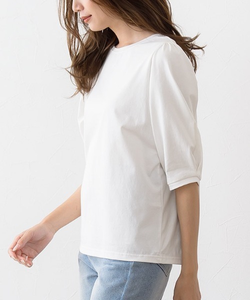 Pierrot(ピエロ)の「シルケットコットンボリュームスリーブトップス(Tシャツ/カットソー・レディース・ブラック/オフホワイト/グレイッシュベージュ/ライトベージュ・M/L)」の11枚目の写真