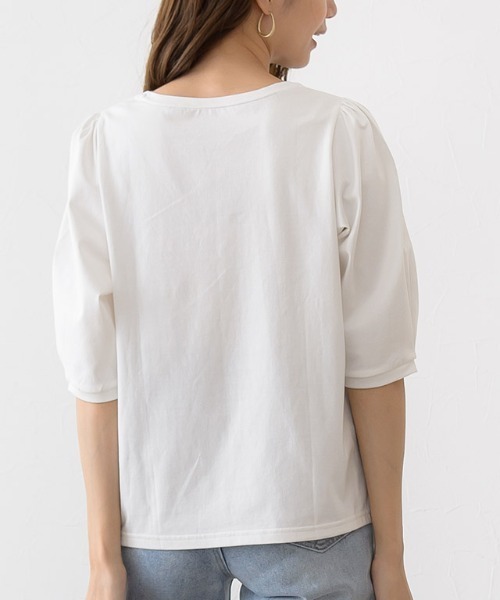 Pierrot(ピエロ)の「シルケットコットンボリュームスリーブトップス(Tシャツ/カットソー・レディース・ブラック/オフホワイト/グレイッシュベージュ/ライトベージュ・M/L)」の13枚目の写真