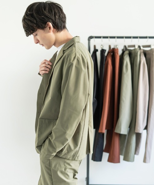Rocky Monroe（ロッキーモンロー）の「【セットアップ】ストレッチセットアップ テーラードジャケット&テーパードパンツ（セットアップ・メンズ・ブラック/グレイッシュベージュ/カーキ/ブラウン・M/L）」の7枚目の写真