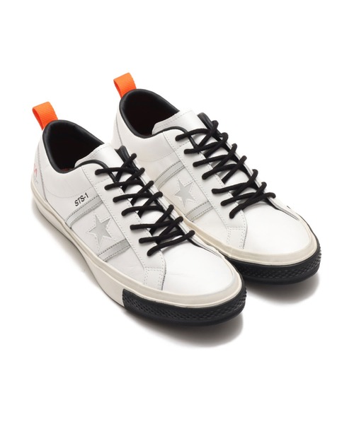 NASA（ナサ）の「CONVERSE STAR & BARS SPACESHUTTLE