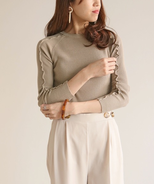 HER CLOSET(ハークローゼット)の「【HERCLOSET】メロウデザインクルーネックリブニット(ニット/セーター・レディース・ブラック/ライトグリーン/アイボリー/グレイッシュベージュ・M)」の13枚目の写真
