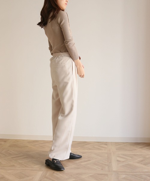 HER CLOSET(ハークローゼット)の「【HERCLOSET】メロウデザインクルーネックリブニット(ニット/セーター・レディース・ブラック/ライトグリーン/アイボリー/グレイッシュベージュ・M)」の8枚目の写真
