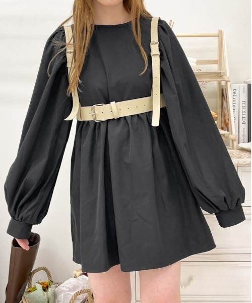 apres jour(アプレジュール)の「ハーネスベルト付きチュニック【ZOZOTOWN限定アイテム】(チュニック・レディース・モカ/ブラック/オフホワイト・X-LARGE/フリー)」の11枚目の写真