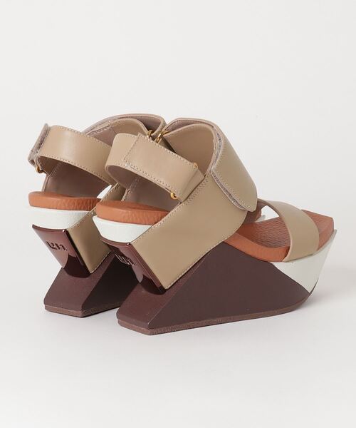 UNITED NUDE（ユナイテッドヌード）の「UNITED NUDE  “DELTA WEDGE” サンダル（サンダル・レディース・ベージュ・38/36/37/35/39）」の2枚目の写真