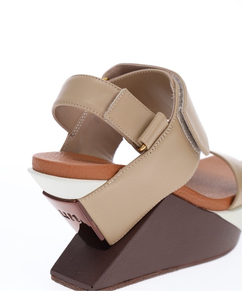 UNITED NUDE（ユナイテッドヌード）の「UNITED NUDE  “DELTA WEDGE” サンダル（サンダル・レディース・ベージュ・38/36/37/35/39）」の8枚目の写真