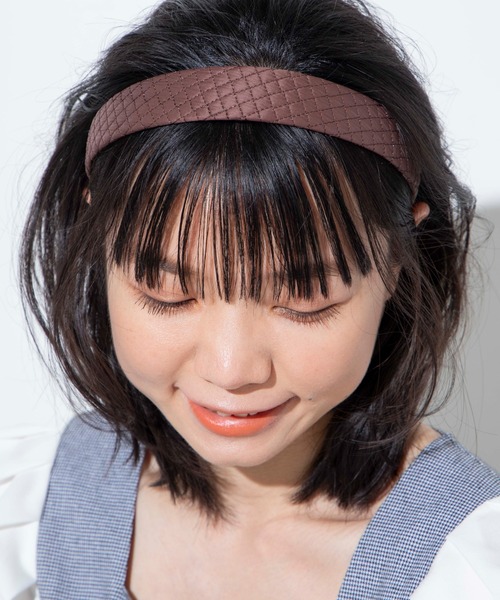 WEGO（ウィゴー）の「WEGO/キルティングワイドカチューシャ（カチューシャ・レディース・オフホワイト/ブラウン/ブラック・FREE）」の3枚目の写真