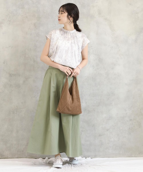 Gready Brilliant(グレディブリリアン)の「線画フラワーブリント/フレンチスリーブ ブラウス(シャツ/ブラウス・レディース・イエロー系その他/ホワイト系その他/ブラウン系その他・FREE)」の15枚目の写真