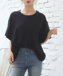 Newlyme（ニューリーミー）の「胸ポケット付きクルーネックｏｒＶネックＴシャツ（Tシャツ/カットソー・レディース）」