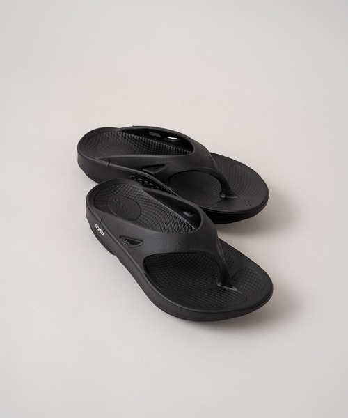 LOUNGEDRESS（ラウンジドレス）の「【OOFOS/ウーフォス】Original サンダル（サンダル・レディース・モカ/ブラック/ベージュ・22cm/24cm/25cm/26cm/23cm）」の2枚目の写真