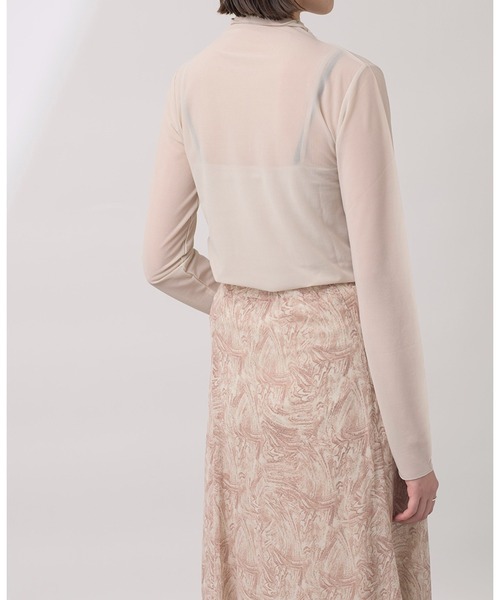 MAISON BREEZE(メゾンブリーズ)の「【MAISON BREEZE】シアーカットソーボトルネックプルオーバー×キャミセット 15155501(Tシャツ/カットソー・レディース・ブラック/オフホワイト/グレイッシュベージュ・FREE)」の15枚目の写真