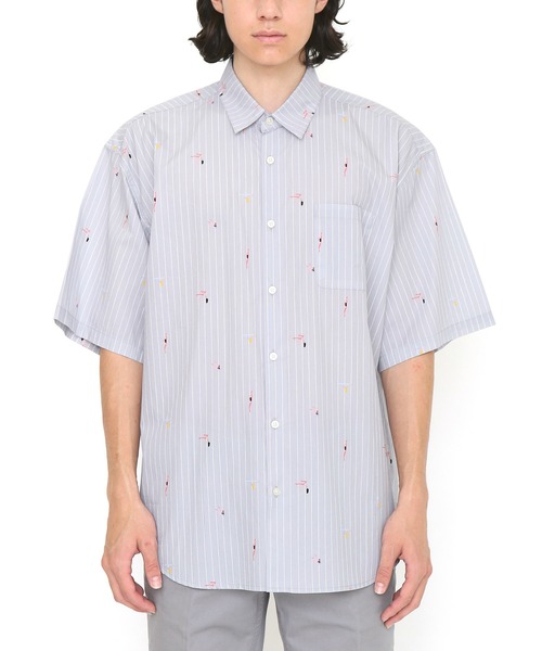 Design Tshirts Store graniph（デザイン　ティーシャツ　ストア　グラニフ）の「ポールダンサー｜ビッグシルエット半袖シャツ（シャツ/ブラウス・メンズ・グレー・SMALL/MEDIUM/LARGE）」の5枚目の写真