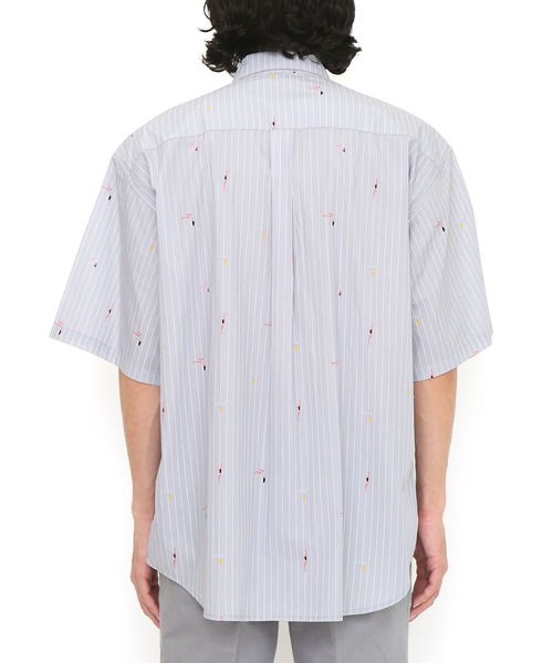 Design Tshirts Store graniph（デザイン　ティーシャツ　ストア　グラニフ）の「ポールダンサー｜ビッグシルエット半袖シャツ（シャツ/ブラウス・メンズ・グレー・SMALL/MEDIUM/LARGE）」の6枚目の写真