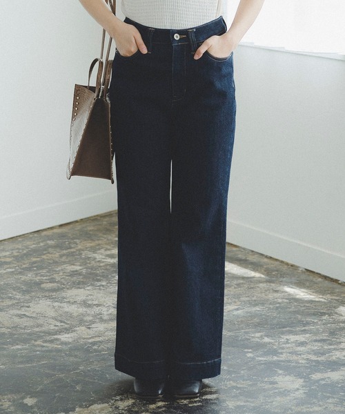 FREE'S MART(フリーズマート)の「ベーシックワイドデニムパンツ(デニムパンツ・レディース・キナリ/インディゴブルー・マルチサイズ)」の2枚目の写真