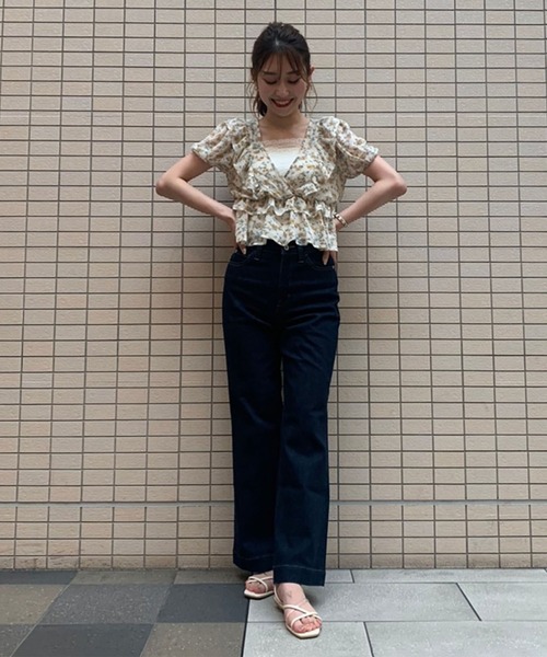 FREE'S MART(フリーズマート)の「ベーシックワイドデニムパンツ(デニムパンツ・レディース・キナリ/インディゴブルー・マルチサイズ)」の10枚目の写真