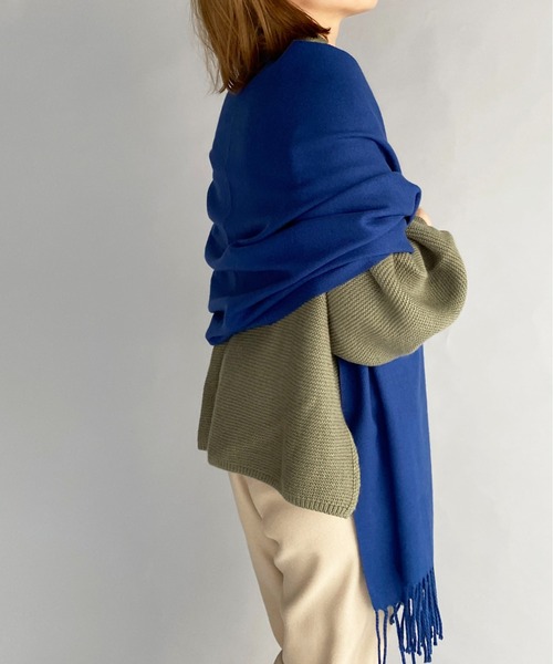 PICCIN（ピッチン）の「大判無地ストール（ストール/ショール・レディース・ライトベージュ/ライトグレー/アイボリー/ブルー・FREE）」の11枚目の写真