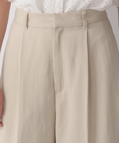 LOWRYS FARM(ローリーズファーム)の「マットカラーセミワイドパンツ 959125(その他パンツ・レディース・アイボリー/ブラック/ブルー/オレンジ・MEDIUM/LARGE)」の9枚目の写真