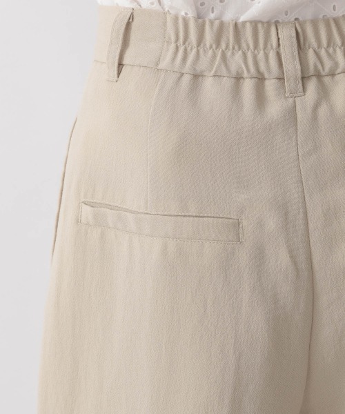 LOWRYS FARM(ローリーズファーム)の「マットカラーセミワイドパンツ 959125(その他パンツ・レディース・アイボリー/ブラック/ブルー/オレンジ・MEDIUM/LARGE)」の12枚目の写真