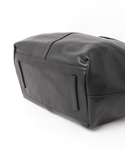 ALLSAINTS（オールセインツ）の「NADALINE EAST WEST LEATHER TOTE BAG | NADALINE EAST WEST レザー トート バッグ（トートバッグ・レディース・ホワイト系/ブラック・ONE SIZE）」の5枚目の写真