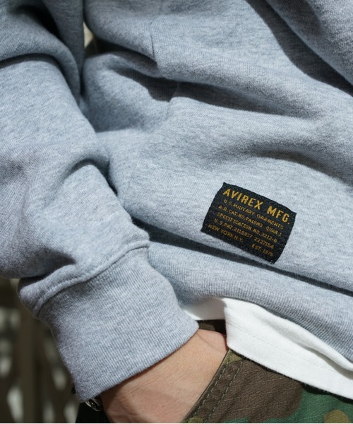 AVIREX(アヴィレックス)の「【直営店限定】カレッジ ロゴ スウェット / COLLEGE LOGO SWEAT / アヴィレックス / AVIREX(スウェット・メンズ・ブラック/グレー・MEDIUM/LARGE/X-LARGE)」の7枚目の写真