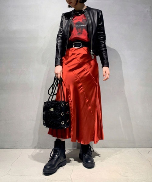 DIESEL（ディーゼル）の「レディース ロングスカート マキシ 美シルエット 切り替え（スカート・レディース・パープル/グリーン/レッド/ブラック・SMALL/MEDIUM/X-SMALL/LARGE）」の4枚目の写真