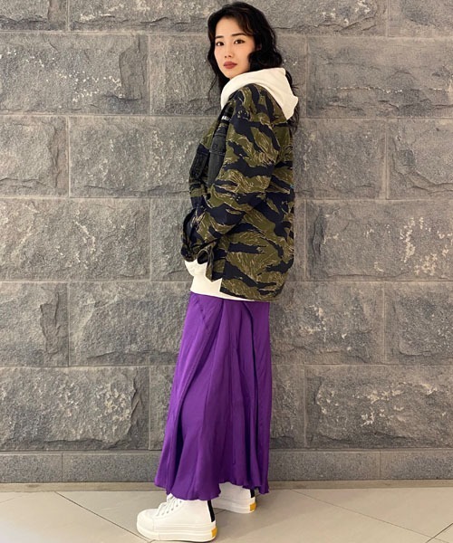 DIESEL（ディーゼル）の「レディース ロングスカート マキシ 美シルエット 切り替え（スカート・レディース・パープル/グリーン/レッド/ブラック・SMALL/MEDIUM/X-SMALL/LARGE）」の15枚目の写真