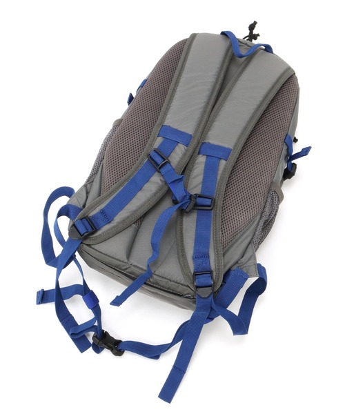 Columbia(コロンビア)の「【Columbia】キャッスルロック バックパック(15L)(バックパック/リュック・レディース・グレー/ブラック系その他/ブラック系その他2・FREE)」の9枚目の写真