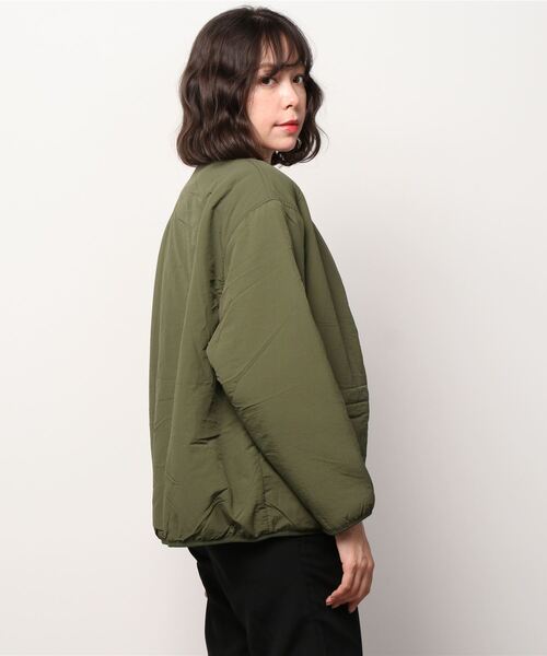 Lee（リー）の「Lee/リー　リバーシブルノーカラージャケット（ノーカラージャケット・レディース・カーキ/ブラック/イエロー・MEDIUM/SMALL）」の4枚目の写真