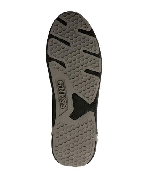 Guess(ゲス)の「Modena Smart Sneaker(スニーカー・メンズ・ブラック・44/41/42/43/45)」の2枚目の写真