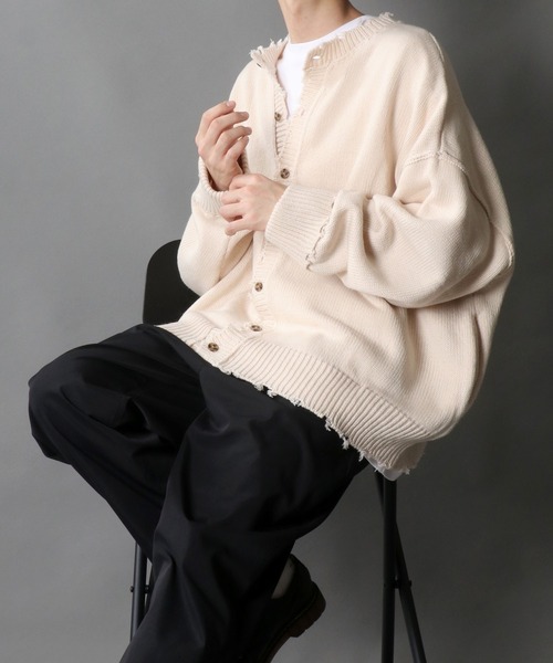 SITRY（シトリー）の「Big silhouette damage Knit Cardigan/ビッグシルエット クルーネック ダメージニット ルーズカーディガン/カーデ（カーディガン/ボレロ・メンズ・オフホワイト/チャコールグレー/モカ/グレイッシュブルー・M/L）」の2枚目の写真
