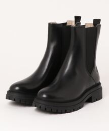 COLE HAAN（コールハーン）の「タホ フェザーフィール チェルシー