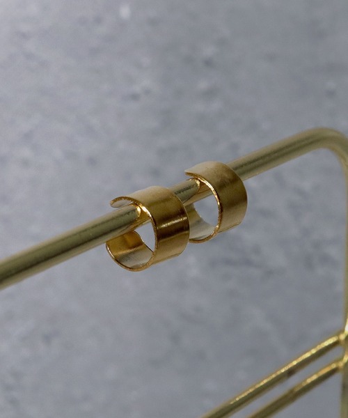 SBG（エスビー）の「SBG イヤーカフピアス（イヤーカフ・メンズ・ブラック/シルバー/ゴールド・FREE）」の7枚目の写真