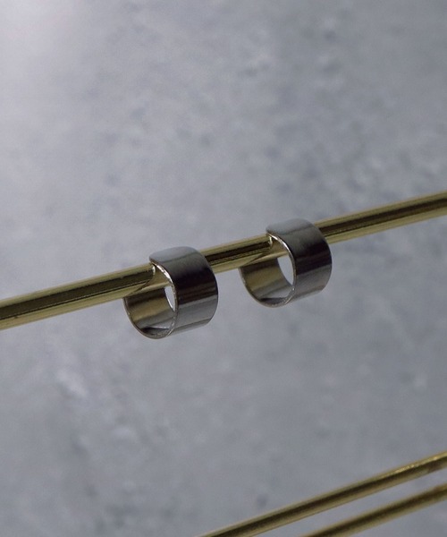 SBG（エスビー）の「SBG イヤーカフピアス（イヤーカフ・メンズ・ブラック/シルバー/ゴールド・FREE）」の5枚目の写真