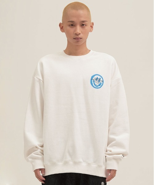 ISTKUNST(イストクンスト)の「【ISTKUNST】LOGO & SMILEY SWEATSHIRTS / イストクンスト ロゴ アンド スマイリー スウェットシャツ(スウェット・メンズ・ホワイト/ブラック/ネイビー/ピンク/パープル/クリーム・SMALL/MEDIUM/LARGE/X-LARGE)」の7枚目の写真