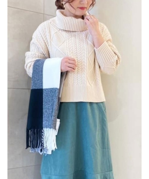 Te chichi TERRASSE（テチチテラス）の「ショートケーブルニットプルオーバー（ニット/セーター・レディース・ベージュ/ラベンダー/ブラック・ﾌﾘ-）」の2枚目の写真