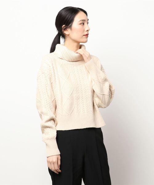 Te chichi TERRASSE（テチチテラス）の「ショートケーブルニットプルオーバー（ニット/セーター・レディース・ベージュ/ラベンダー/ブラック・ﾌﾘ-）」の6枚目の写真