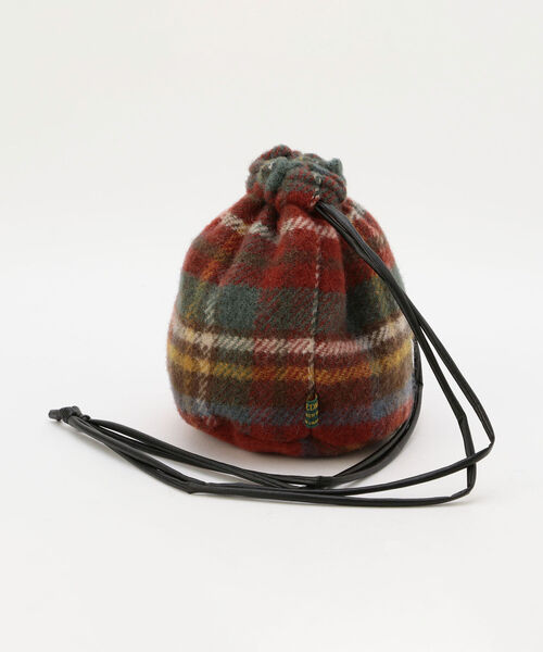 TWEED MILL（ツイードミル）の「【WEB限定】【TWEEDMILL/ツィードミル】チェックキンチャクバッグ（ショルダーバッグ・レディース・ベージュ系その他/レッド系その他/ホワイト系その他2・FREE）」の6枚目の写真