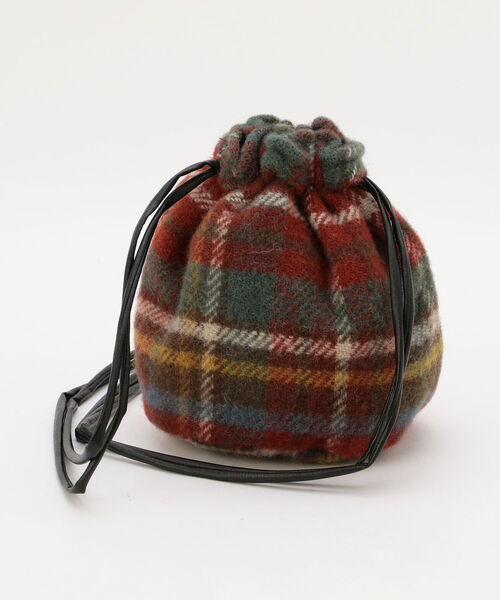 TWEED MILL（ツイードミル）の「【WEB限定】【TWEEDMILL/ツィードミル】チェックキンチャクバッグ（ショルダーバッグ・レディース・ベージュ系その他/レッド系その他/ホワイト系その他2・FREE）」の5枚目の写真