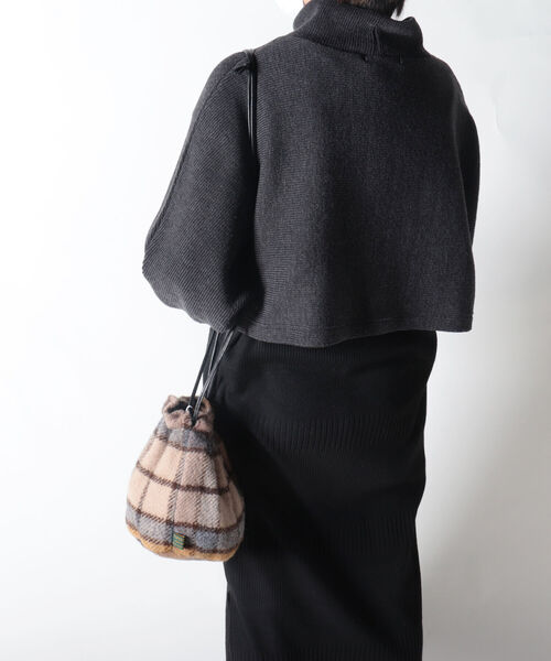 TWEED MILL（ツイードミル）の「【WEB限定】【TWEEDMILL/ツィードミル】チェックキンチャクバッグ（ショルダーバッグ・レディース・ベージュ系その他/レッド系その他/ホワイト系その他2・FREE）」の18枚目の写真