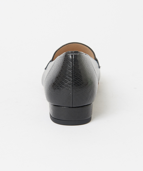 Au BANNISTER(オゥバニスター)の「【WEB限定/晴雨兼用】ポインテッドトゥ ローファー(ローファー・レディース・ブラック/オフホワイト/その他/ブロンズ・38/39/35/36/37)」の9枚目の写真