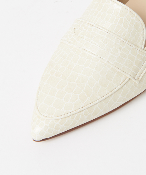 Au BANNISTER(オゥバニスター)の「【WEB限定/晴雨兼用】ポインテッドトゥ ローファー(ローファー・レディース・ブラック/オフホワイト/その他/ブロンズ・38/39/35/36/37)」の13枚目の写真