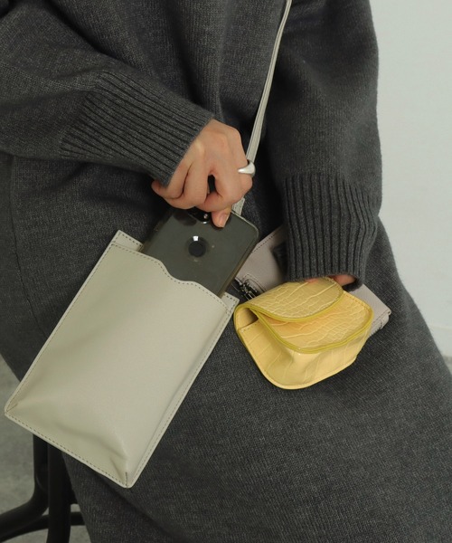 AULI(アウリィ)の「【3点セット】リングハンドルマルチショルダーバッグ(ショルダーバッグ・レディース・ライトグレー/グリーン・FREE)」の6枚目の写真