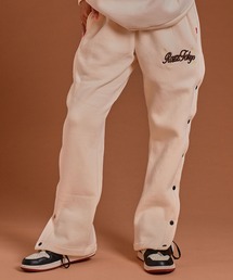RAZZIS（ラズ）の「『RAZZIS/ラズイズ』サイドボタン裏起毛スウェットパンツ【Y】（スウェットパンツ）」